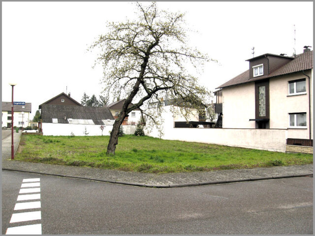 Baugrundstück Huttenheim