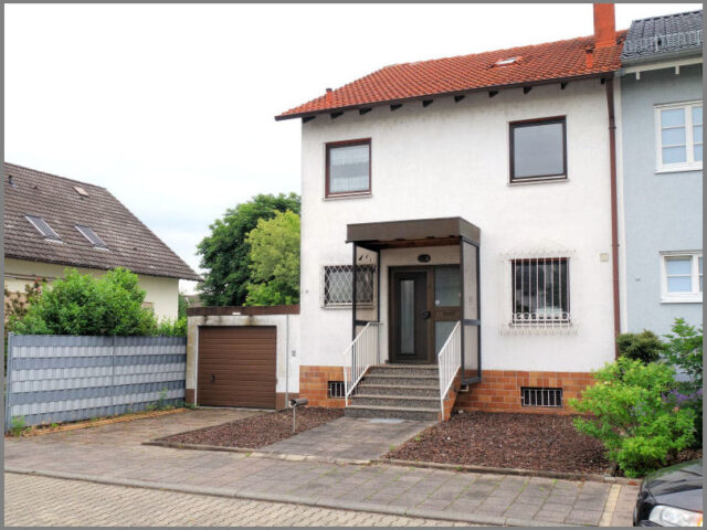 Reihenendhaus Forst