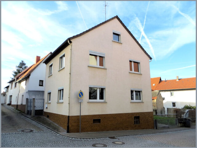 1-2 Familienhaus Östringen